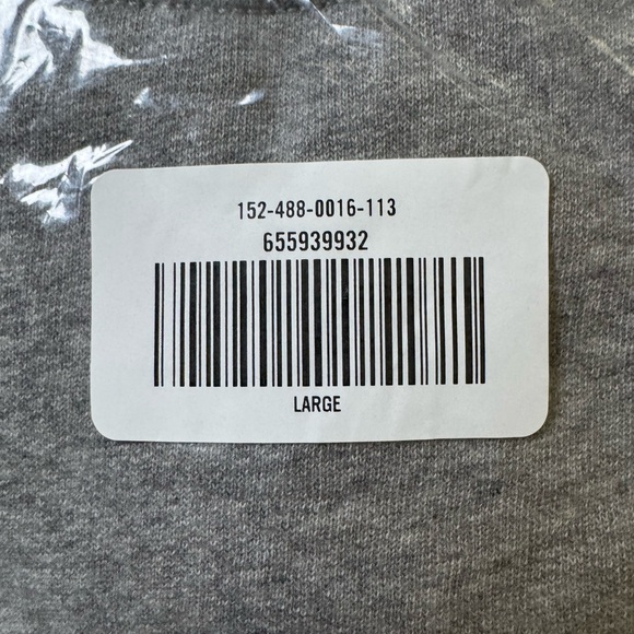 Abercrombie & Fitch Essentials Crewneck in Gray. Size Large. NWT! - Picture 8 of 8